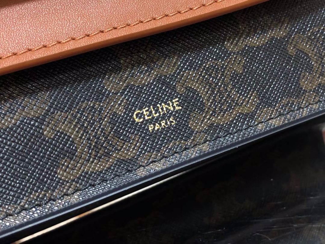 Celin Clutch On Strap-18*8*5CM