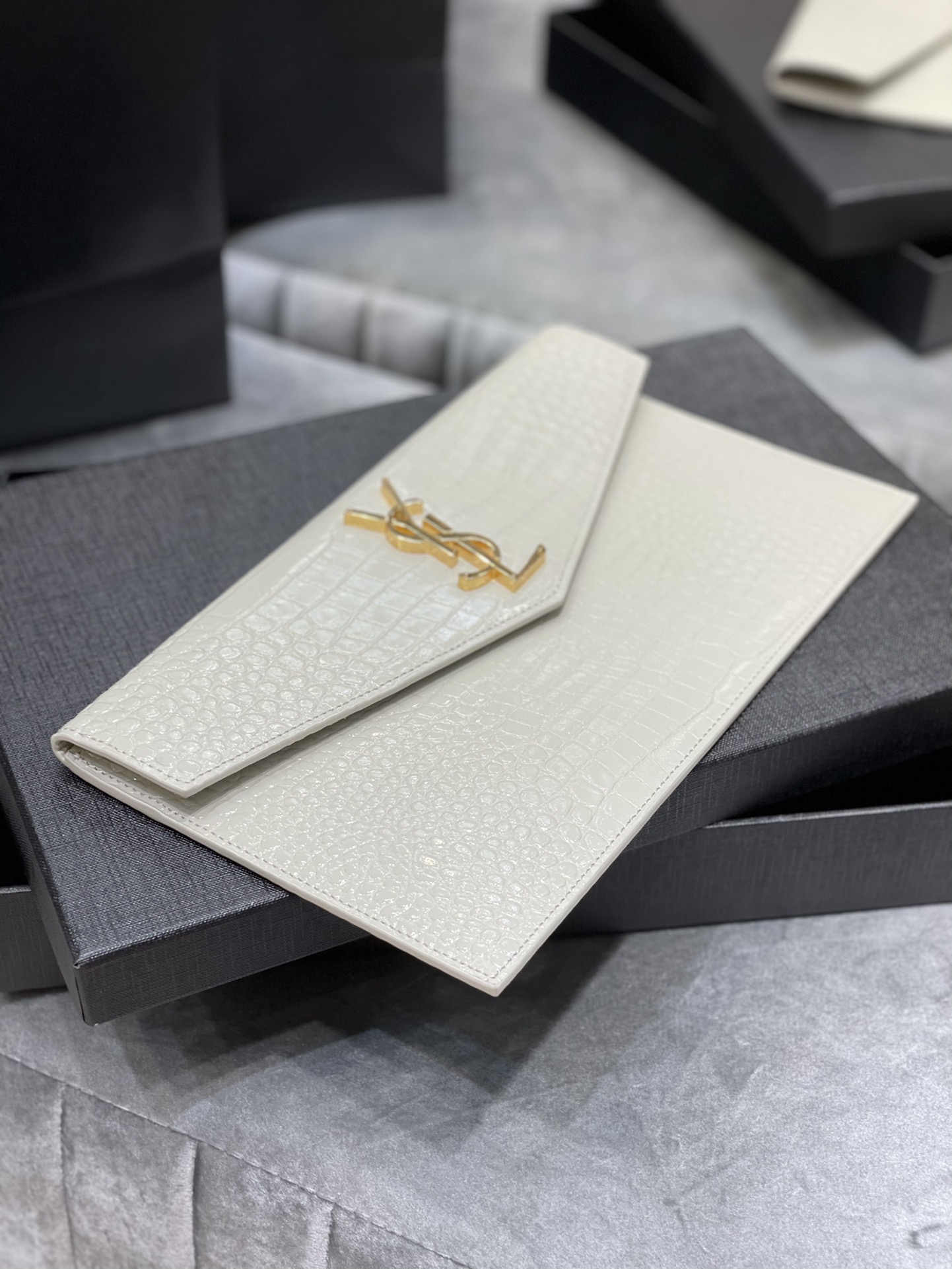 YSL Uptown Wallet-27×16×2CM