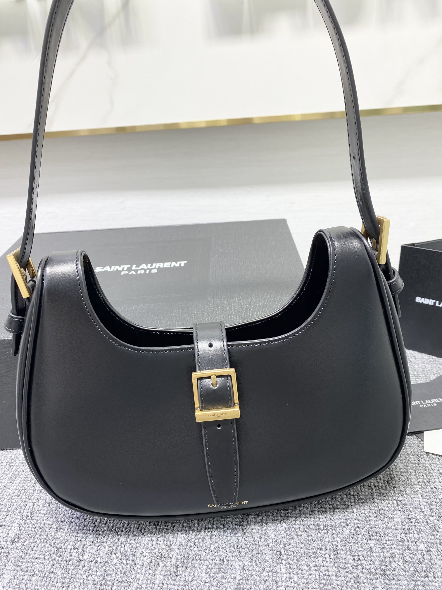 YSL Hoho Bag-24.5x18x17CM